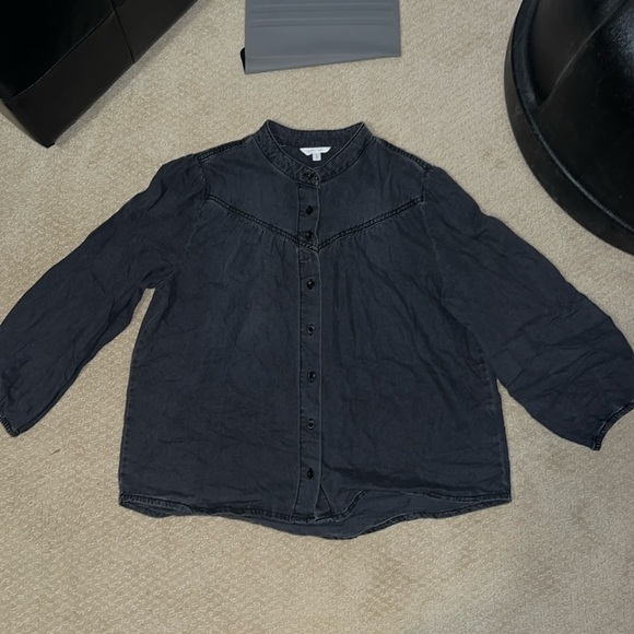 REITMANS DENIM BUTTON DOWN SHIRT SIZE L - Picture 1 of 4